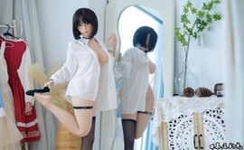 衣服穿哪件好呢？