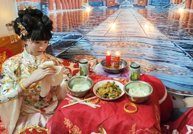 第十五期 完结篇 帝国之女皇  九五至尊 凤舞九天 威震九州  统御九宫! 你不再是一个娃娃 而是赋有情感和灵魂 我挚爱的女皇! 评论祝福二字即可