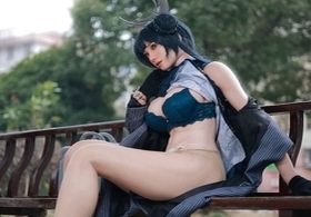 用娃娃cos个碧浪档案龙华妃咲