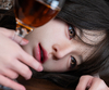 她说今晚不想一个人回去-----酒吧失落的莉娜
