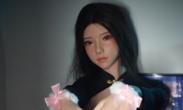 小冰送的生日蛋糕居然只有蛋糕没得深日