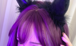 每次给她换衣服都忍不住再次心动。