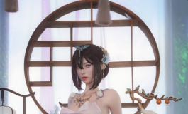 《阙中花落》