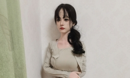 高冷的姐姐来家里做客，结果...