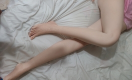 松骨架更多的是一种给予男人渴望得到美女暖床的一种平替（隐藏四分钟摆弄视频）