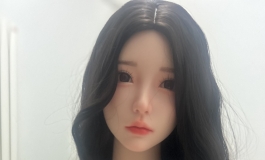 春水堂梦可儿和SHE doll楚玥稍对比一下