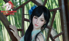 雅典娜的夏日蝉鸣记