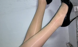 裤袜和高跟就是绝配