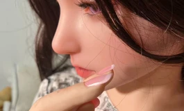 她语，M记性感内内，一口含一个小汉堡