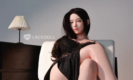 LACEDOLL晚冰：定格慵懒美学