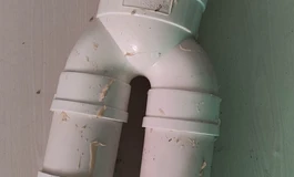 经过努力也是成功给娃娃穿上了皮肤衣