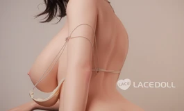 LACEDOLL晚冰：魅惑入骨，难掩风骚