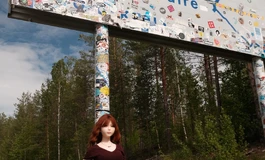 Mariko travels - Piper Akira