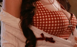 娃娃学姐-双旦摄影大赛（颂英）