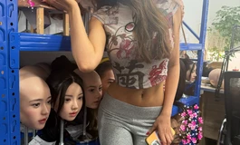 欧美百万级粉丝美女博主前来探厂！！！！！