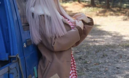 「在古老的城堡，守候一份凝固的美丽。」-艾琳娜