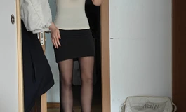 高冷女神梦英，为了消除差评竟然主动来我家献身于我！内带文字剧情，多图管饱