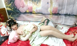 第三集 梦贵妃喜怀孕 欧皇大喜 办家宴  性感大肚婆 散发着母性的魅力 ！欧皇现身共庆祝！评论 祝福二字即可