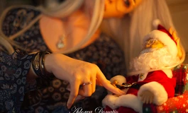 【海外党】新人首帖：作品《圣诞诱惑》｜人造人/Gynoid Lori 22R 拍摄拙作，请指教