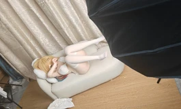 把奈奈抓来拍写真~内有第一视角涩涩