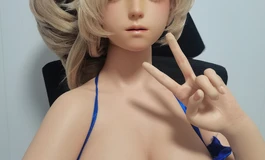 霜降喜欢摆可爱小动作