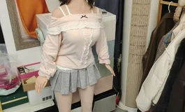 诶？是新来的小猫