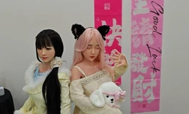 与跟三个小可爱的打闹日常。。