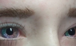 冬天吃香菜娃娃美瞳眼