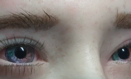 冬天吃香菜娃娃美瞳眼