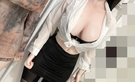 美丽性感的女秘书颂英