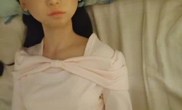 今天的三号猫是草莓奶油巧克力味的