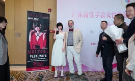 温柔女友MINA在晚风中呢喃~~展会MRLDOLL170cm硅胶娃娃