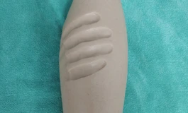 【空先生一号名器测评】外加腿模使用姿势
