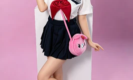 主人，你看你给我买的衣服好看嘛