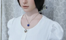 白色小香风女子，清新纯朴