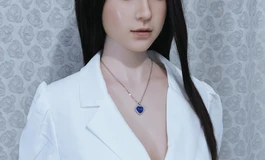 白色西装裙女子，圣洁之美