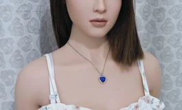 翠花吊带裙女子，清新小性感