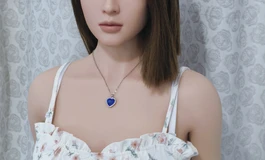 翠花吊带裙女子，清新小性感