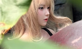 悦互动-谁懂啊！带着我的汐汐外景拍照真的太治愈了💚