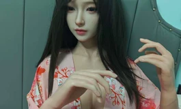 和风情趣美女苏8，就喜欢这种不可冒犯的清冷感