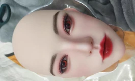 出一个lacedoll晨露，定制妆